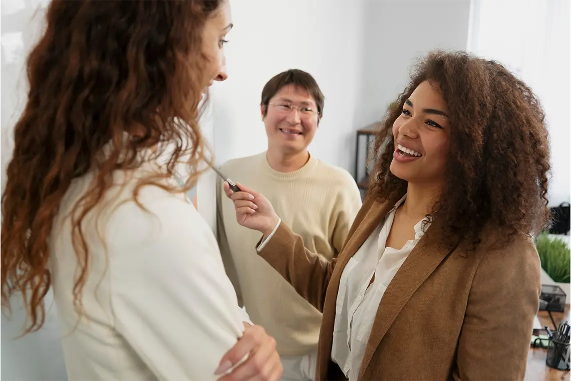 Satisfacción del Cliente: Clave para el Éxito en Bienes Raíces