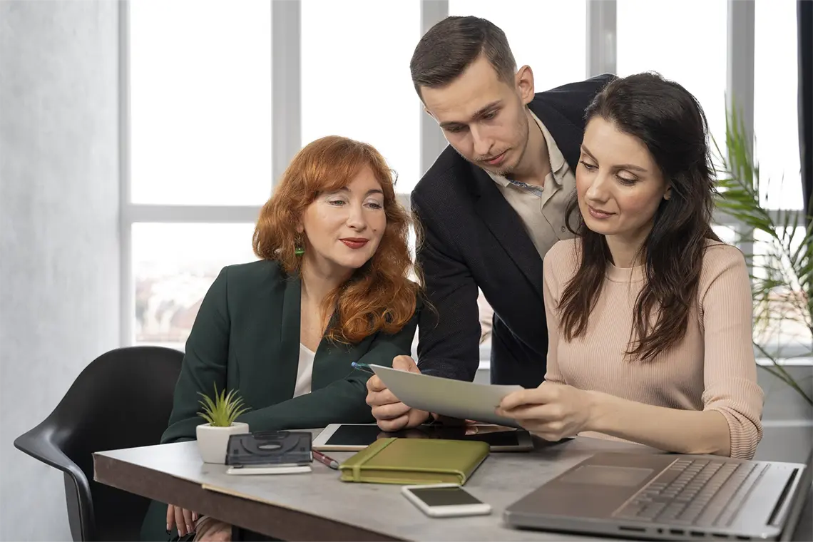 Contenido sin Esfuerzo: Generación Automatizada en el Marketing Inmobiliario